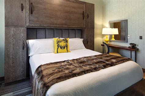 hostels in the us.
